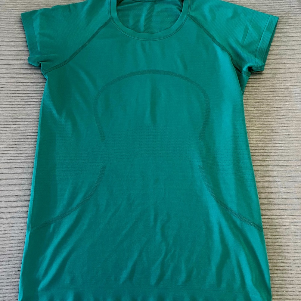 Lululemon Swiftly Tech Short-Sleeve Shirt 2.0